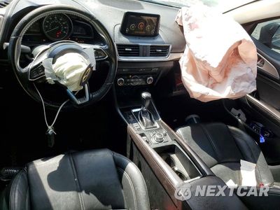 Zdjęcie 8 z 13 samochodu: 2018 MAZDA 3 TOURING VIN:3MZBN1V33JM183845 - miniatura