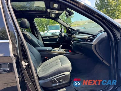 Zdjęcie 7 z 13 samochodu: 2017 BMW X5 XDRIVE35I VIN:5UXKR0C34H0V74261 - miniatura