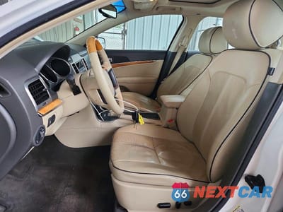 Zdjęcie 7 z 12 samochodu: 2011 LINCOLN MKZ SELECT VIN:3LNHL2GC9BR765132 - miniatura
