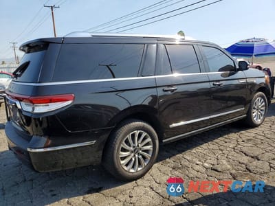 Trzecie zdjęcie samochodu z tyłu: 2022 LINCOLN NAVIGATOR L VIN:5LMJJ3MT8NEL13842 - miniatura