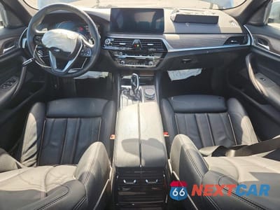 Zdjęcie 8 z 12 samochodu: 2022 BMW 540 I VIN:WBA53BJ0XNWX49493 - miniatura