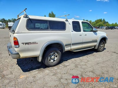 Trzecie zdjęcie samochodu z tyłu: 2000 TOYOTA TUNDRA SR5 VIN:5TBBT4419YS098022 - miniatura