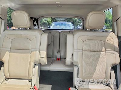 Zdjęcie 10 z 14 samochodu: 2020 LINCOLN AVIATOR RESERVE VIN:5LM5J7XC6LGL12517 - miniatura