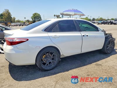 Trzecie zdjęcie samochodu z tyłu: 2016 TOYOTA CAMRY BASE VIN:4T1BF1FK8GU151480 - miniatura