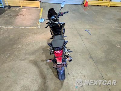 Zdjęcie 6 z 9 samochodu: 2016 HONDA CB300 F VIN:MLHNC5212G5200579 - miniatura