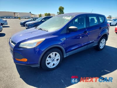 2014 FORD ESCAPE S 1FMCU0F74EUB64899 - główne zdjęcie licytacji z USA - miniatura