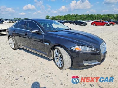 Czwarte zdjęcie samochodu z boku: 2015 JAGUAR XF SUPERCHARGED VIN:SAJWA0HP7FMU48201 - miniatura
