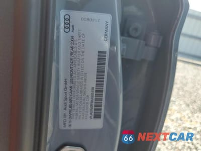 Zdjęcie 12 z 12 samochodu: 2019 AUDI RS3 VIN:WUABWGFF8KA905498 - miniatura
