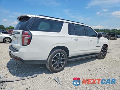 Trzecie zdjęcie samochodu z tyłu: 2021 CHEVROLET SUBURBAN K1500 RST VIN:1GNSKEKD4MR441400 - miniatura