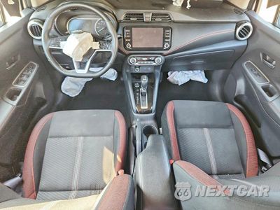 Zdjęcie 8 z 12 samochodu: 2025 NISSAN VERSA SR VIN:3N1CN8FV2SL857882 - miniatura