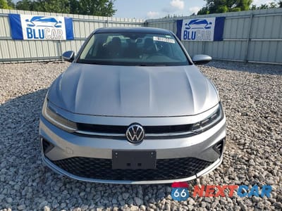 Piąte zdjęcie samochodu w środku: 2026 VOLKSWAGEN JETTA SE VIN:3VW7W7BU0TM017756 - miniatura