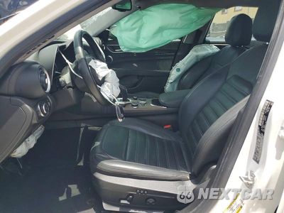 Zdjęcie 7 z 12 samochodu: 2020 ALFA ROMEO GIULIA TI VIN:ZARFANBN8L7629553 - miniatura
