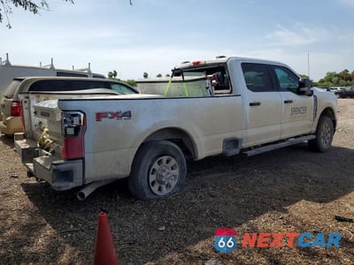 Trzecie zdjęcie samochodu z tyłu: 2024 FORD F250 SUPER DUTY VIN:1FT8W2BN1RED64689 - miniatura