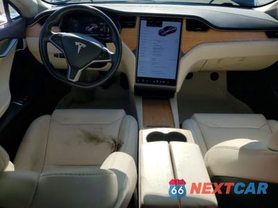 Zdjęcie 8 z 12 samochodu: 2018 TESLA MODEL S VIN:5YJSA1E26JF297011 - miniatura