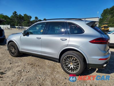 Drugie zdjęcie samochodu z przodu: 2018 PORSCHE CAYENNE VIN:WP1AA2A21JKA05113 - miniatura