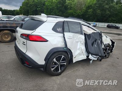 Trzecie zdjęcie samochodu z tyłu: 2024 TOYOTA COROLLA CROSS HYBRID XSE VIN:7MUFBABG5RV023830 - miniatura