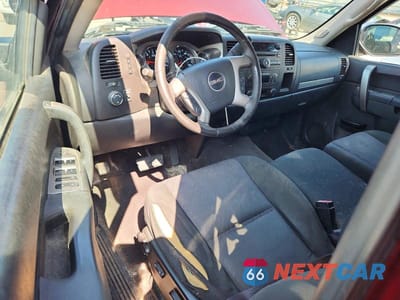 Zdjęcie 8 z 13 samochodu: 2013 GMC SIERRA K1500 SLE VIN:1GTR2VE79DZ235468 - miniatura