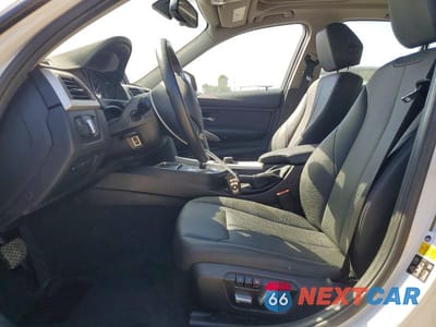 Zdjęcie 7 z 12 samochodu: 2018 BMW 320 XI VIN:WBA8A3C5XJA487127 - miniatura