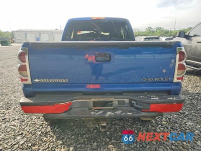 Zdjęcie 6 z 12 samochodu: 2003 CHEVROLET SILVERADO K2500 HEAVY DUTY VIN:1GCHK29U23E130240 - miniatura