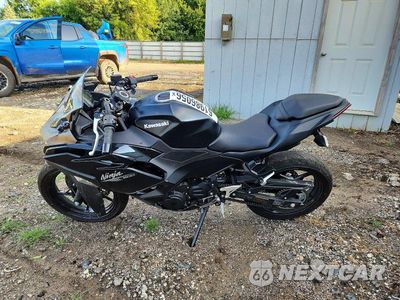 Trzecie zdjęcie samochodu z tyłu: 2026 KAWASAKI EX500 H VIN:ML5EXGH13TDA92688 - miniatura