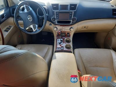 Zdjęcie 8 z 12 samochodu: 2013 TOYOTA HIGHLANDER LIMITED VIN:5TDYK3EH7DS100290 - miniatura