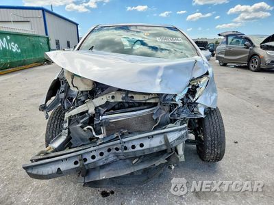 Piąte zdjęcie samochodu w środku: 2016 NISSAN VERSA NOTE SV VIN:3N1CE2CP2GL368604 - miniatura