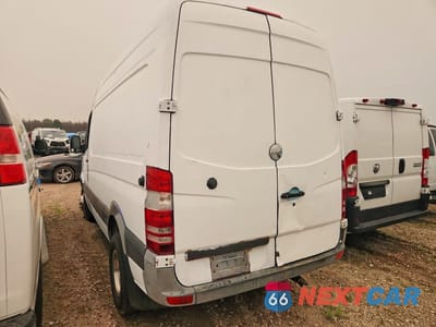 Drugie zdjęcie samochodu z przodu: 2011 FREIGHTLINER SPRINTER 3500 DELIVERY VAN VIN:WDYPF0CC0B5532653 - miniatura