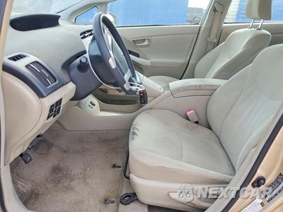 Zdjęcie 7 z 13 samochodu: 2010 TOYOTA PRIUS II VIN:JTDKN3DU0A0155190 - miniatura