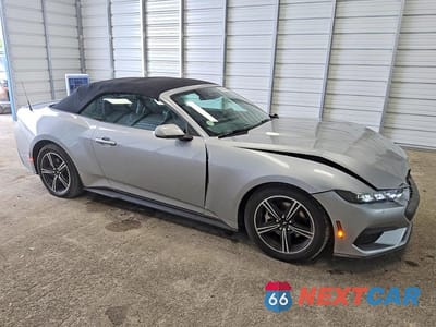 Czwarte zdjęcie samochodu z boku: 2025 FORD MUSTANG VIN:1FAGP8UH3S5120797 - miniatura