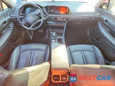 Zdjęcie 8 z 12 samochodu: 2022 HYUNDAI SONATA HYBRID LIMITED VIN:KMHL54JJ2NA040431 - miniatura
