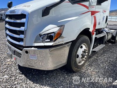 Zdjęcie 9 z 10 samochodu: 2023 FREIGHTLINER CASCADIA 126 SEMI TRUCK VIN:3AKJHLDV6PDNZ1952 - miniatura