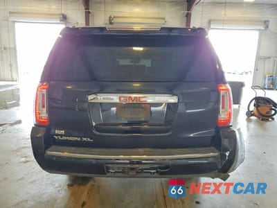 Zdjęcie 6 z 13 samochodu: 2016 GMC YUKON XL DENALI VIN:1GKS2HKJ2GR135417 - miniatura