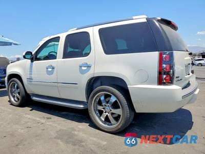 Drugie zdjęcie samochodu z przodu: 2011 GMC YUKON DENALI VIN:1GKS2EEF4BR109254 - miniatura