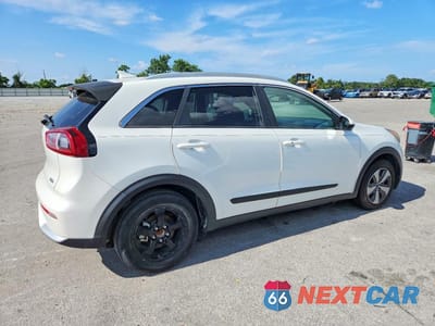 Trzecie zdjęcie samochodu z tyłu: 2018 KIA NIRO LX VIN:KNDCB3LCXJ5203495 - miniatura