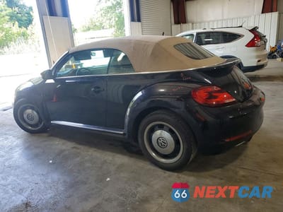 Drugie zdjęcie samochodu z przodu: 2018 VOLKSWAGEN BEETLE S VIN:3VW5DAAT2JM505025 - miniatura
