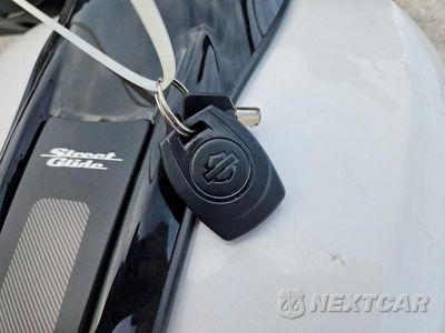 Zdjęcie 8 z 10 samochodu: 2025 HARLEY-DAVIDSON FLHX VIN:1HD1KB712SB630746 - miniatura
