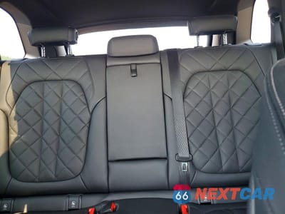Zdjęcie 10 z 13 samochodu: 2024 BMW X5 M60I VIN:5UX33EU04R9S76510 - miniatura