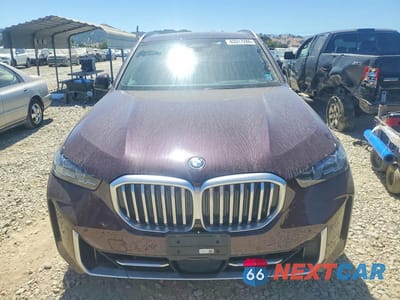Piąte zdjęcie samochodu w środku: 2025 BMW X5 XDRIVE50E VIN:5UX43EU00S9W94251 - miniatura