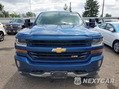 Piąte zdjęcie samochodu w środku: 2017 CHEVROLET SILVERADO K1500 LT VIN:3GCUKREC0HG390463 - miniatura