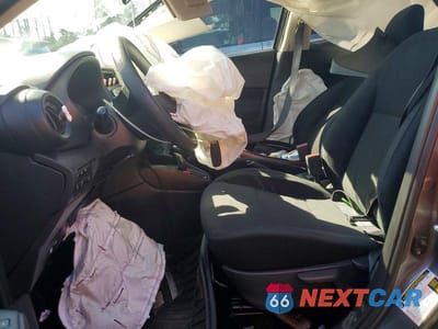Zdjęcie 7 z 12 samochodu: 2023 NISSAN KICKS S VIN:3N1CP5BV5PL528969 - miniatura