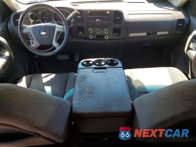 Zdjęcie 8 z 12 samochodu: 2009 CHEVROLET SILVERADO C1500 LT VIN:1GCEC29J59E154966 - miniatura