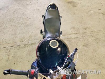 Piąte zdjęcie samochodu w środku: 2008 SUZUKI GSX650 F VIN:JS1GP74A682100247 - miniatura