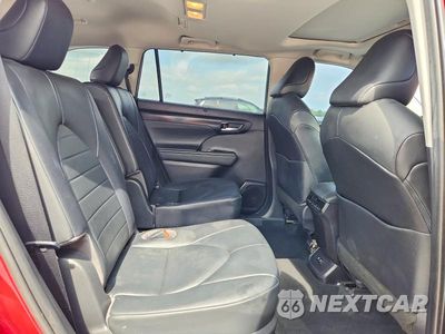 Zdjęcie 11 z 13 samochodu: 2020 TOYOTA HIGHLANDER XLE VIN:5TDGZRBH5LS514679 - miniatura