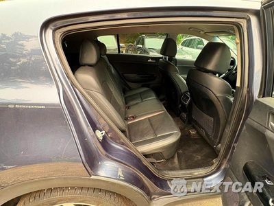 Zdjęcie 6 z 10 samochodu: 2020 KIA SPORTAGE EX VIN:KNDPNCAC4L7688249 - miniatura