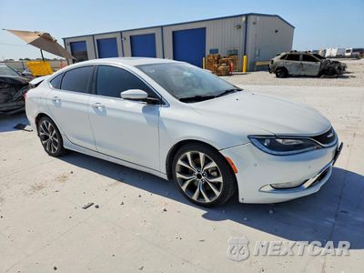Czwarte zdjęcie samochodu z boku: 2015 CHRYSLER 200 C VIN:1C3CCCCG7FN673639 - miniatura