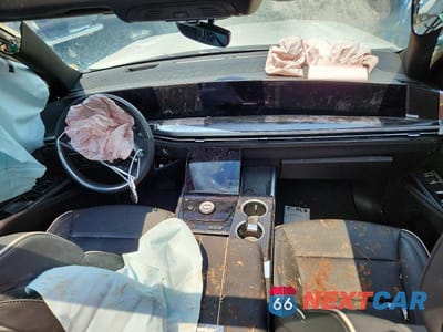 Zdjęcie 8 z 12 samochodu: 2025 CADILLAC ESCALADE PREMIUM LUXURY VIN:1GYS9BRL0SR386273 - miniatura