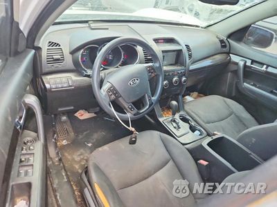 Zdjęcie 8 z 13 samochodu: 2011 KIA SORENTO LX VIN:5XYKTDA1XBG154453 - miniatura