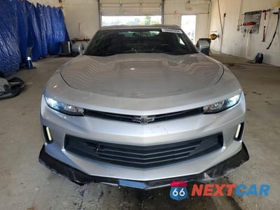Piąte zdjęcie samochodu w środku: 2018 CHEVROLET CAMARO LT1 VIN:1G1FB1RX9J0175450 - miniatura