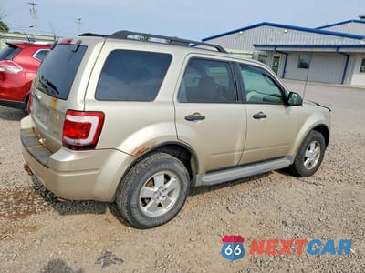 Trzecie zdjęcie samochodu z tyłu: 2011 FORD ESCAPE XLT VIN:1FMCU9DG0BKA41275 - miniatura