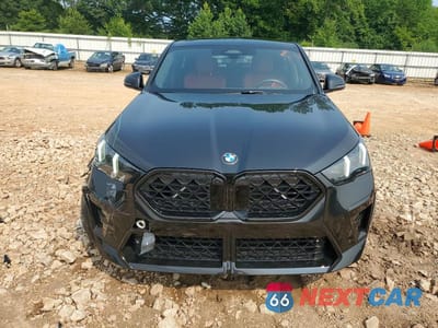 Piąte zdjęcie samochodu w środku: 2025 BMW X2 XDRIVE28I VIN:WBX63GM06S5235841 - miniatura